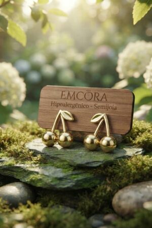 Brinco dourado cereja